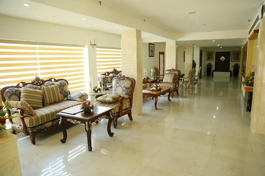 *****  Hill Palace Hotel & Spa India