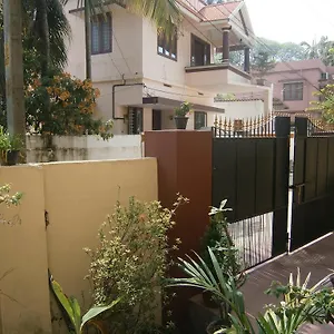 Homestay Lazar Residency